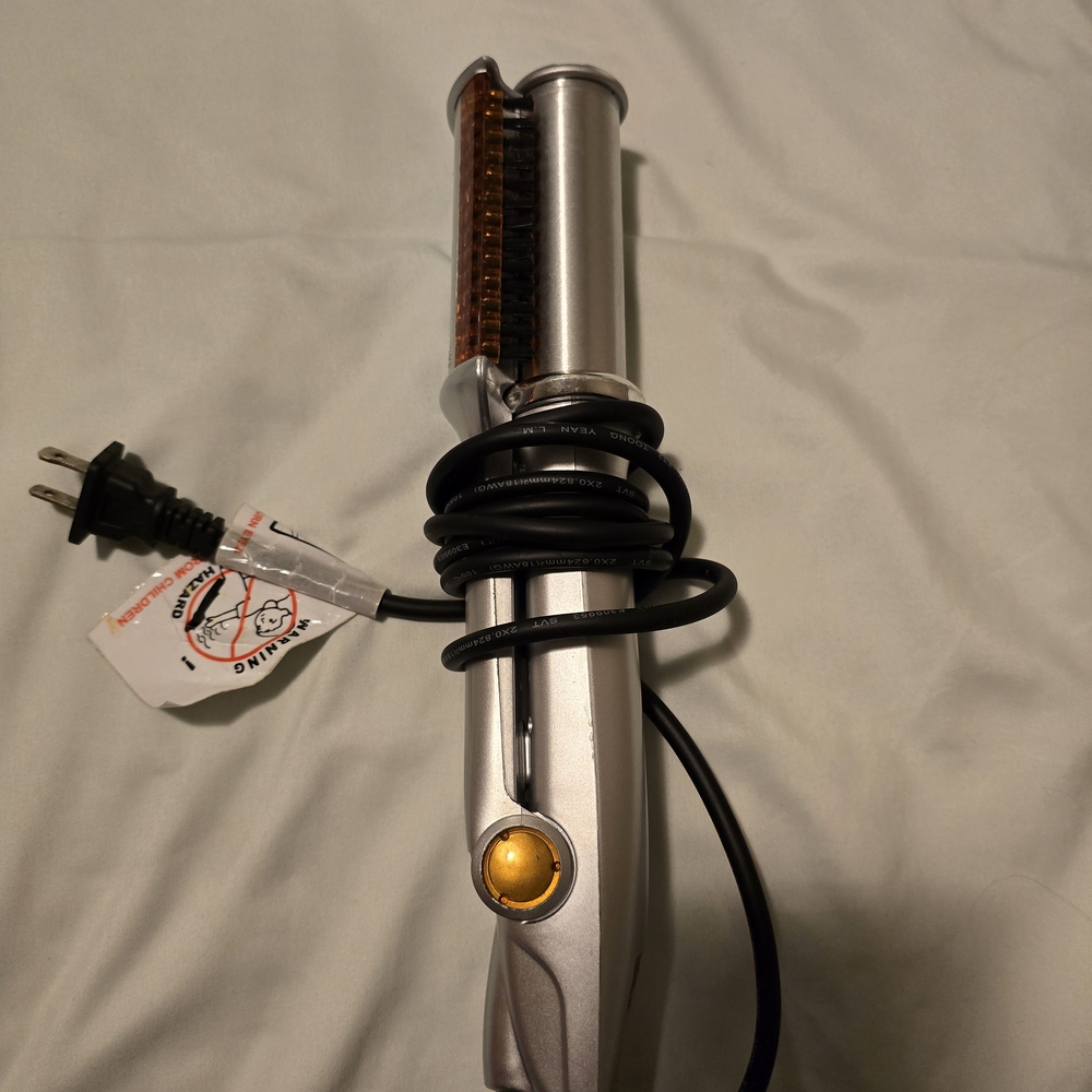 Amazon Silver Hair Tool with Gold Detail